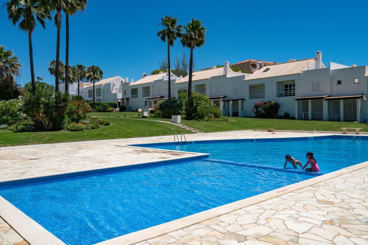 Beach Villa With Ocean View And Rooftop Cinema Guia  Exterior foto
